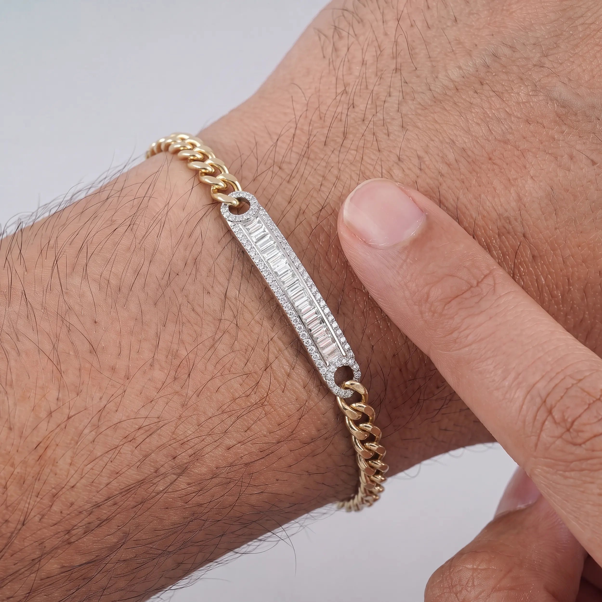 Baguette Diamond Bar Curb Link Men's Bracelet