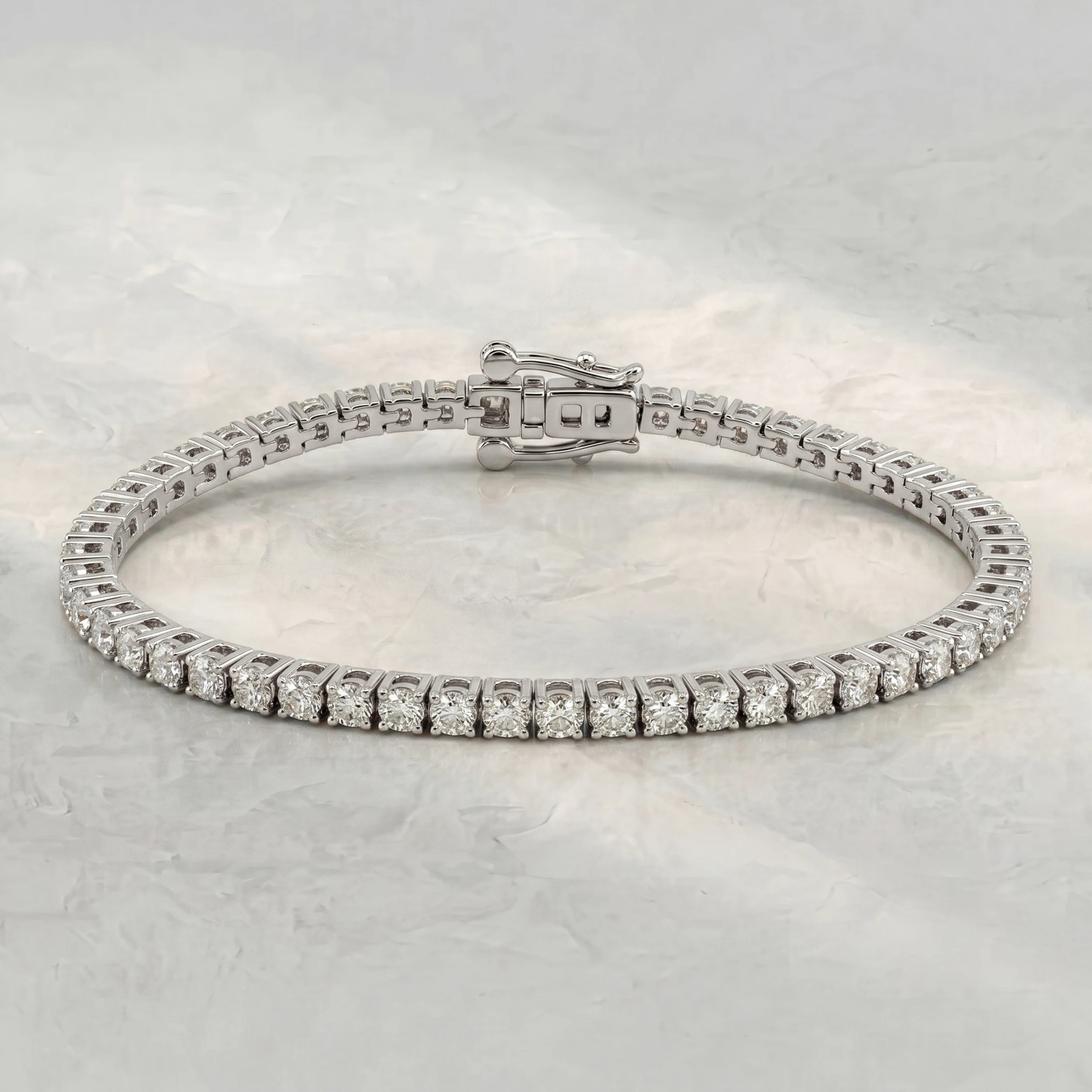 Round Lab Diamond Tennis Bracelet