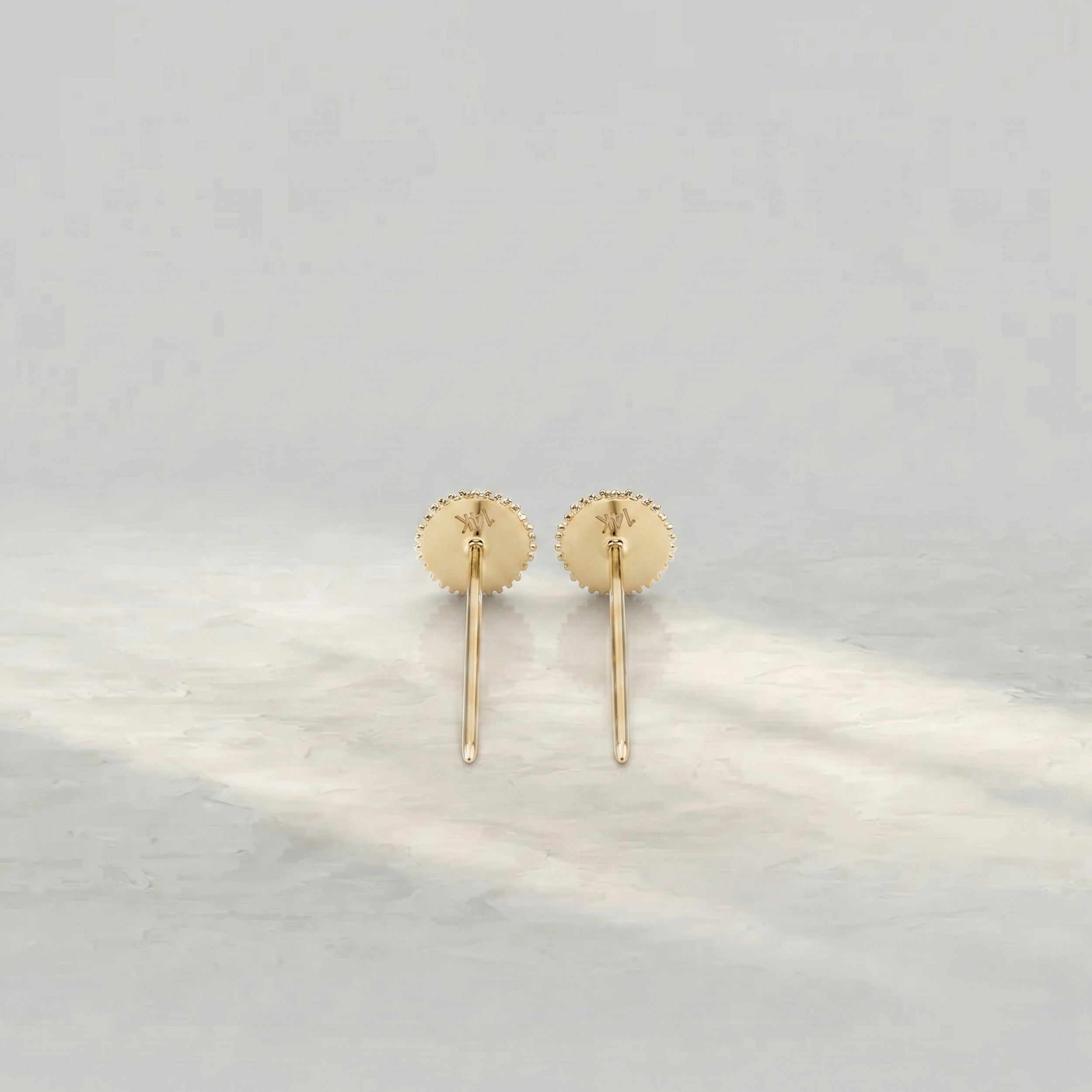 Round Diamond Cluster Stud