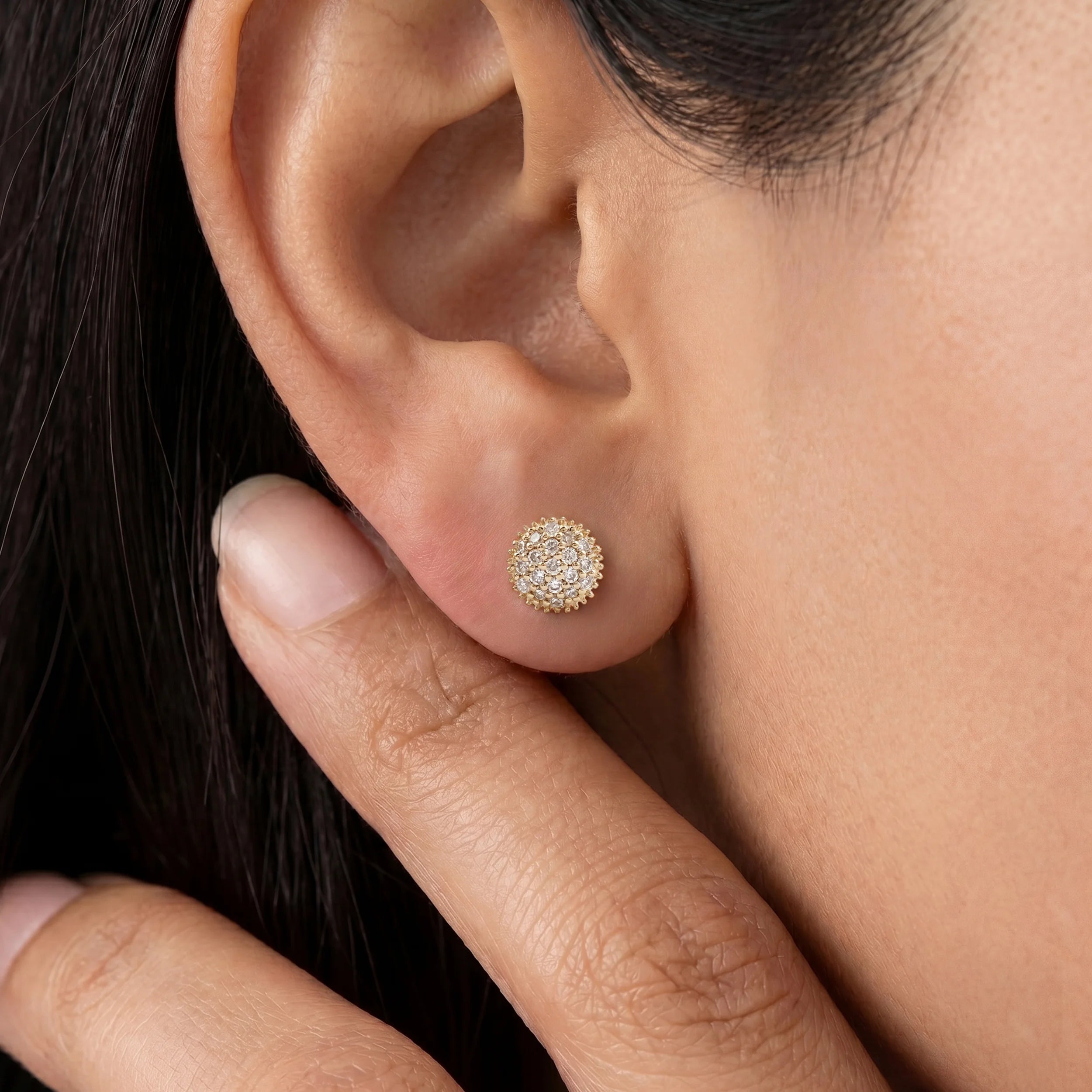 Round Diamond Cluster Stud
