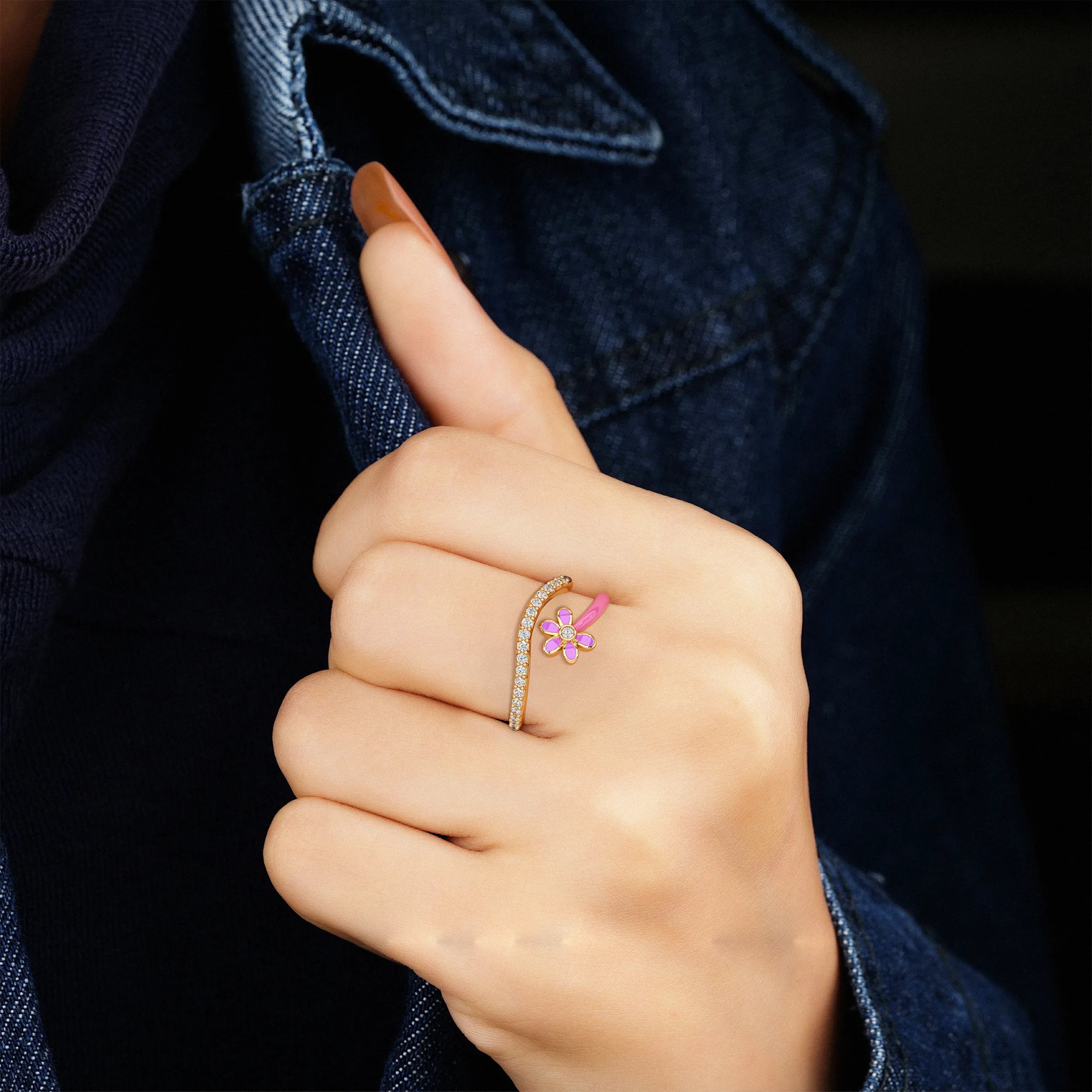 Yellow-Gold-Ring-With-Unique-Design