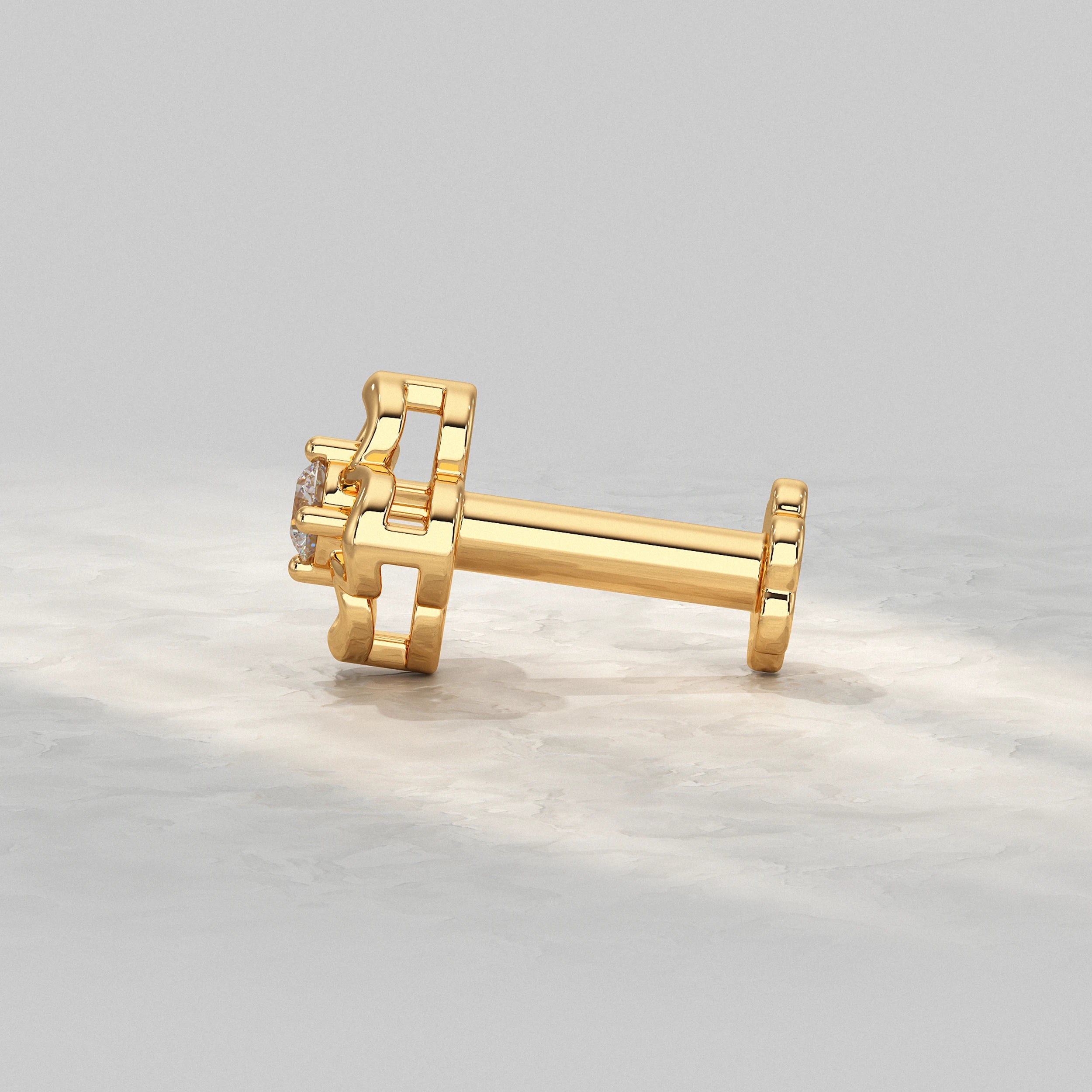 Vintage-Inspired-Yellow-Gold-Nose-Pin-With-Open-Petal-Design-And-Diamond