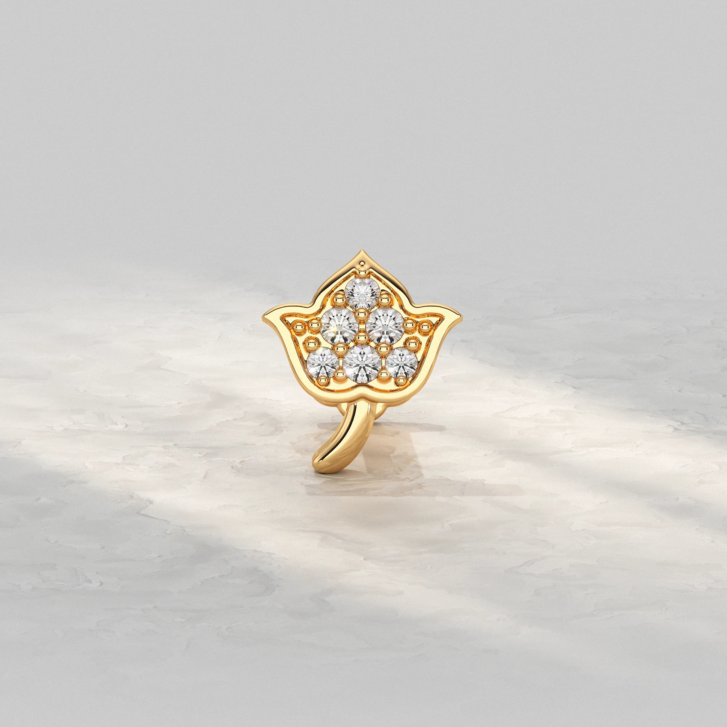 Yellow-Gold-Leaf-Nose-Pin-With-Clustered-Round-Diamond