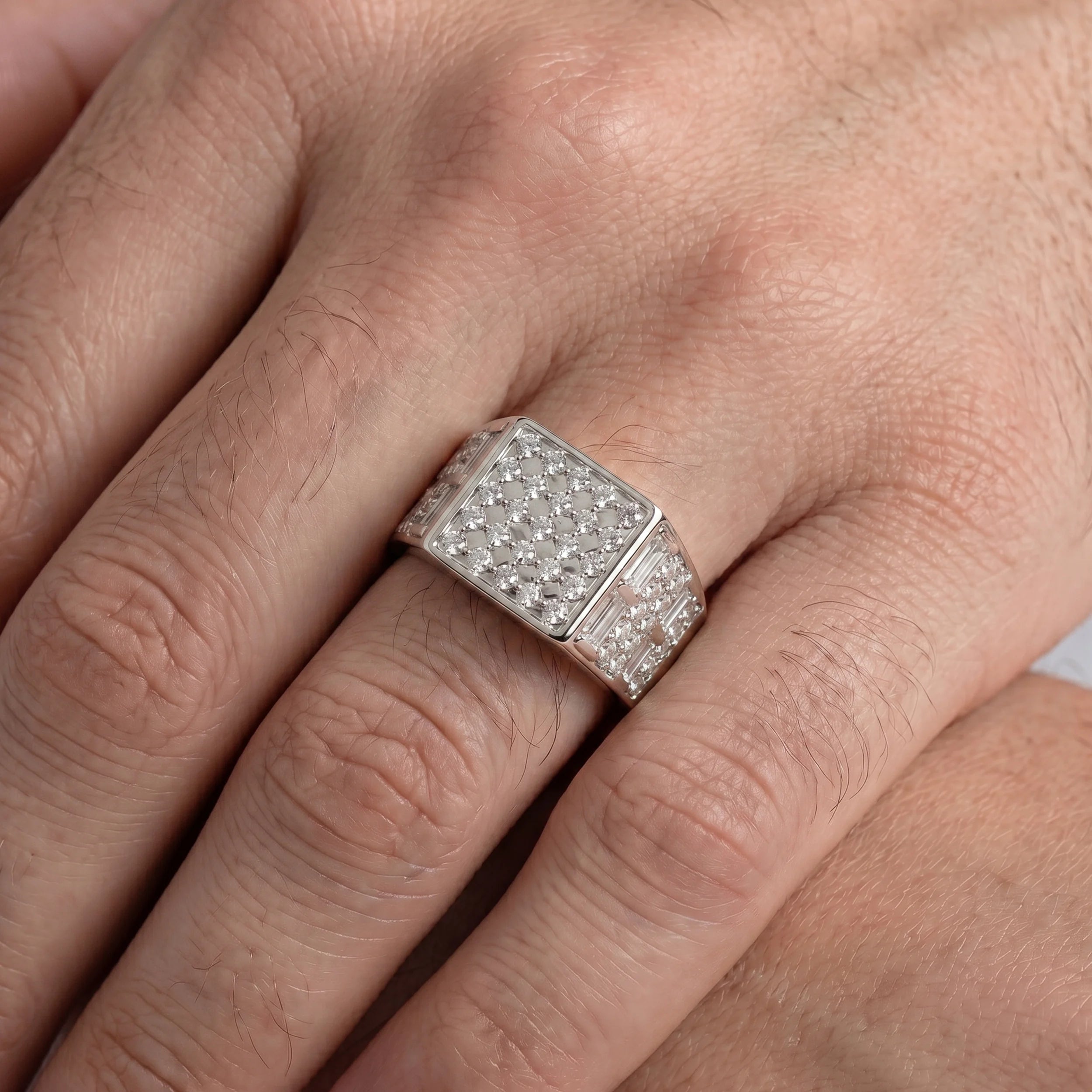 Round Diamond Grid Cluster Men's Ring