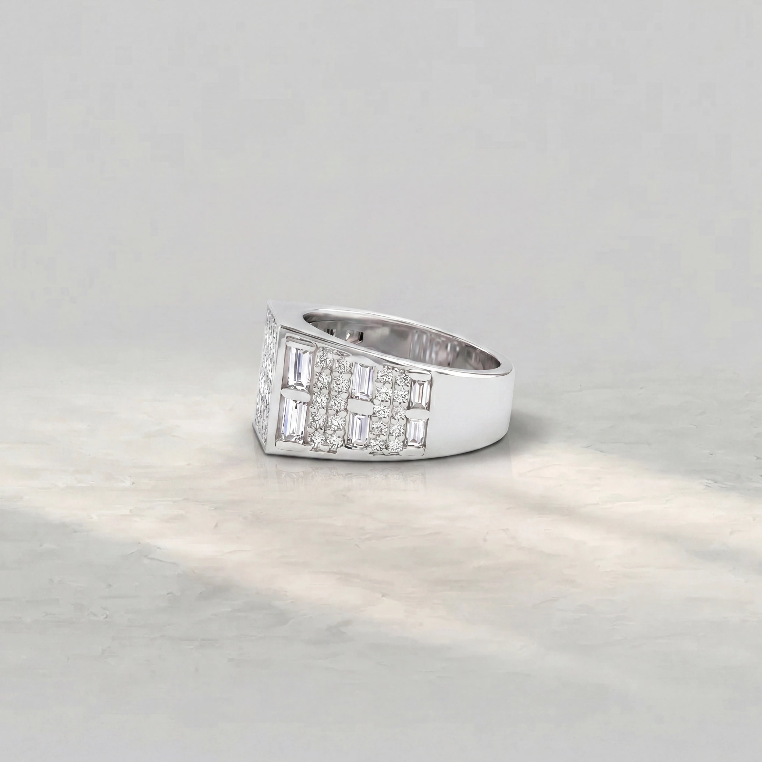 Round Diamond Grid Cluster Men's Ring Band
