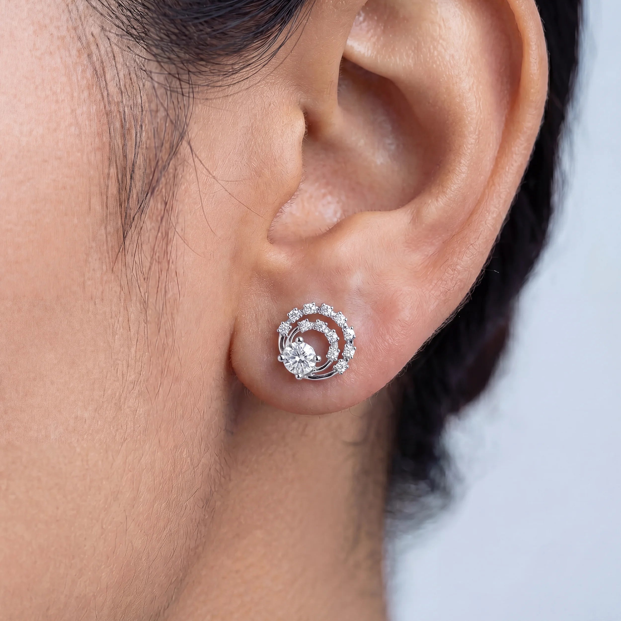 Round Diamond Twin Open Circle Stud Earring