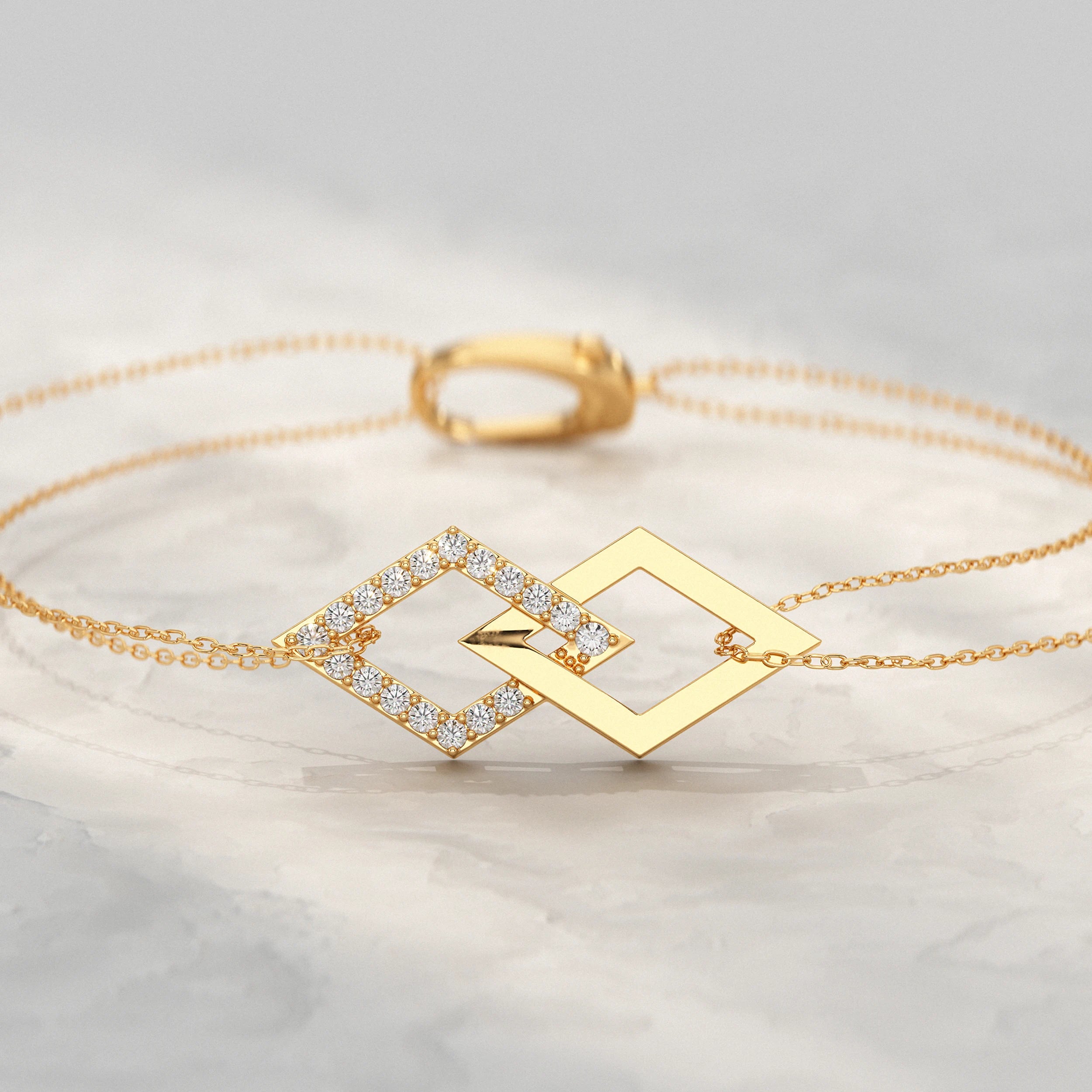 Kite Shaped Link Chain Bracelet