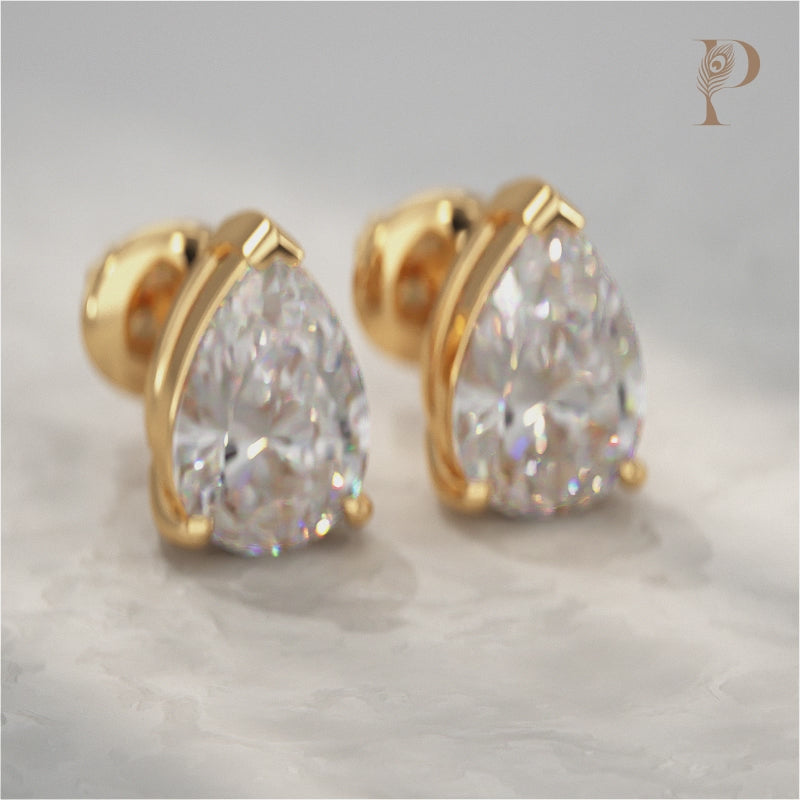 Pear Lab Diamond Stud Earrings
